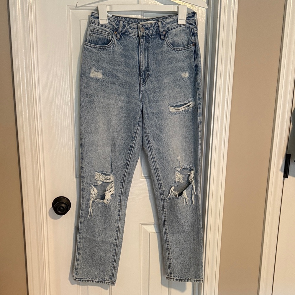 PacSun Light Blue Distressed Women's Cropped Jeans